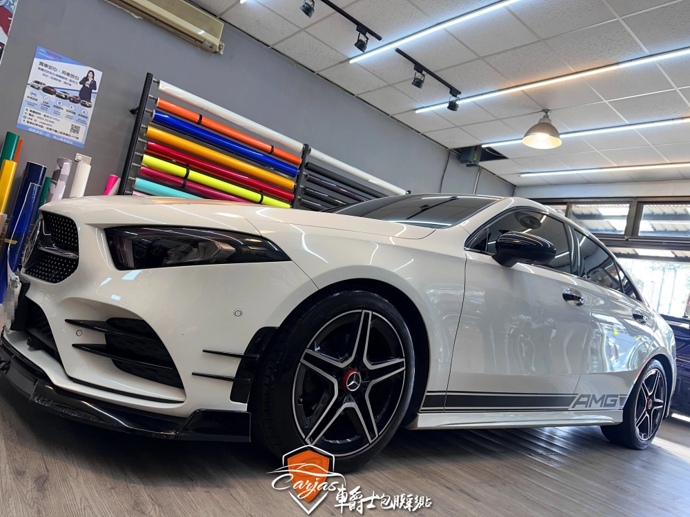 BENZ A180 客製化車身拉線彩貼