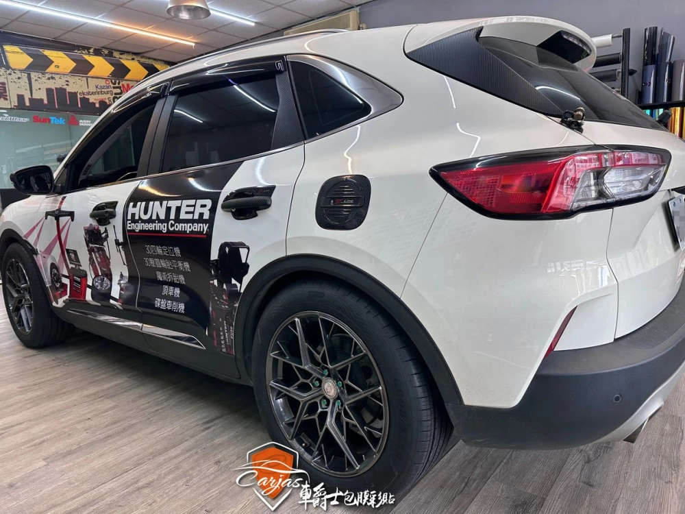 FORD KUGA 銘鋒企業客製化車體廣告車身彩貼