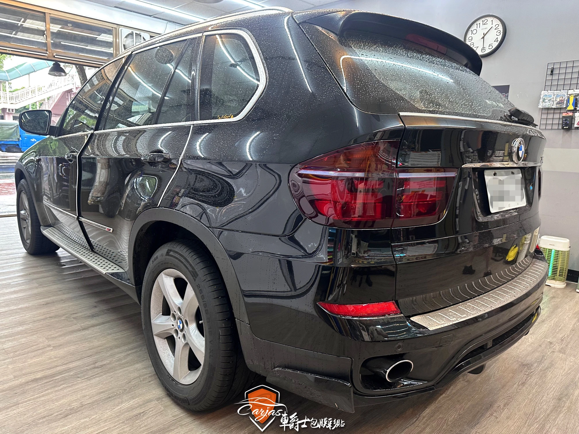 BMW X5 尾燈TPU燻黑色包膜