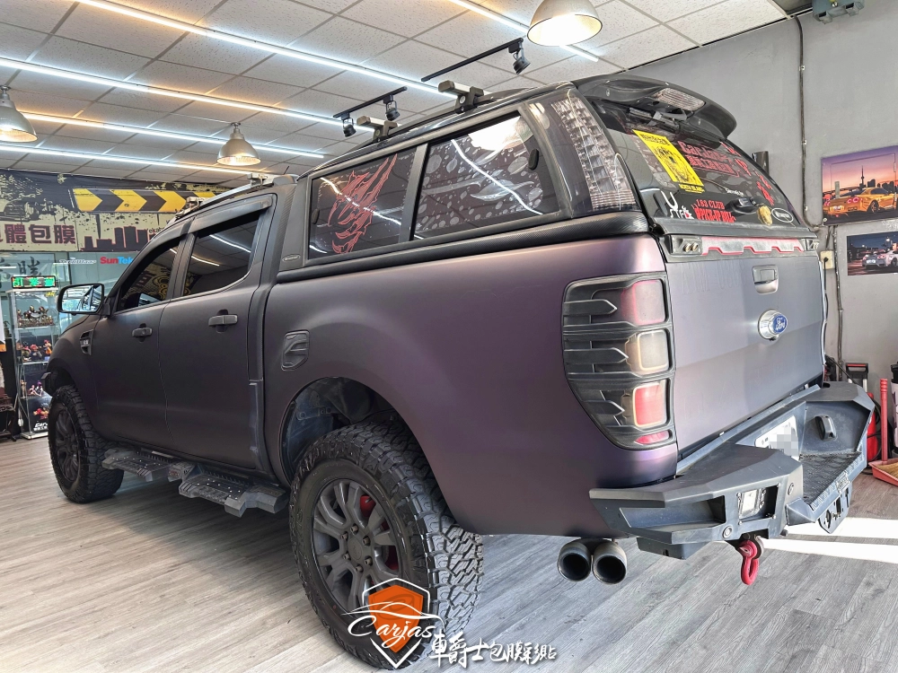 FORD RANGER 皮卡 消光黑幻紫改色包膜