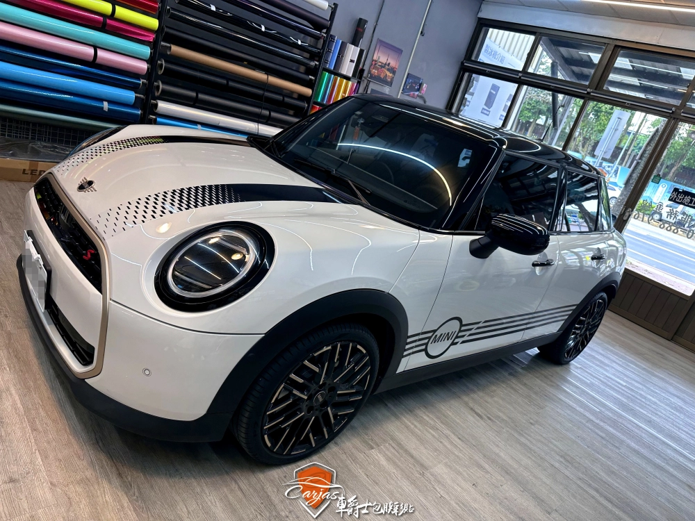 MINI COOPER 客製化運動線條車身彩貼