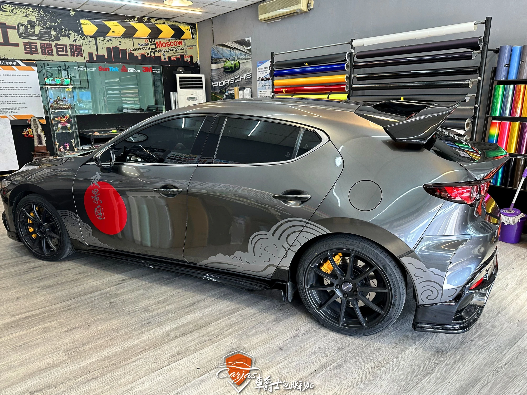 EW MAZDA3 客製化日式浮世繪塗裝車身彩貼