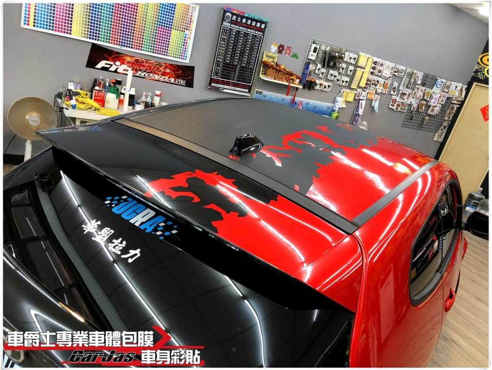 TOYOTA GR YARIS 水晶紅改色包膜