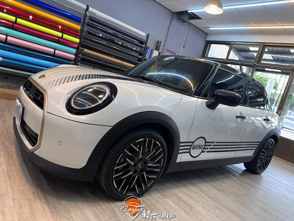 MINI COOPER 客製化運動線條車身彩貼
