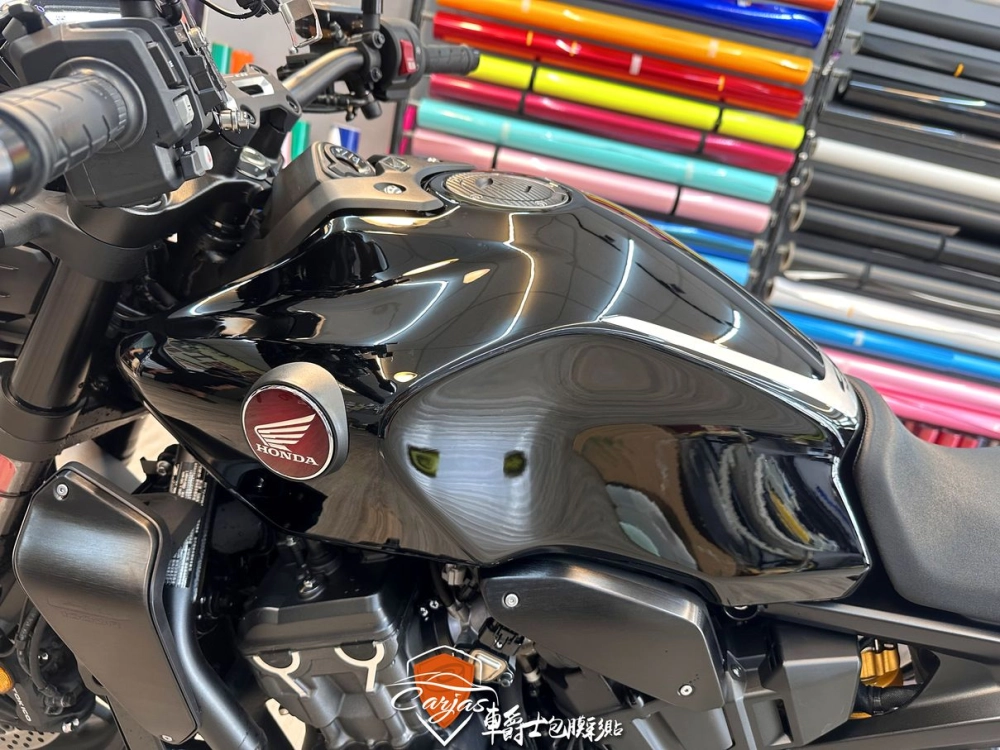 HONDA CB1000R 油箱 TPU自體修復透明犀牛皮保護膜