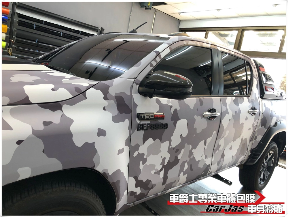 TOYOTA HILUX 全車迷彩改色包膜
