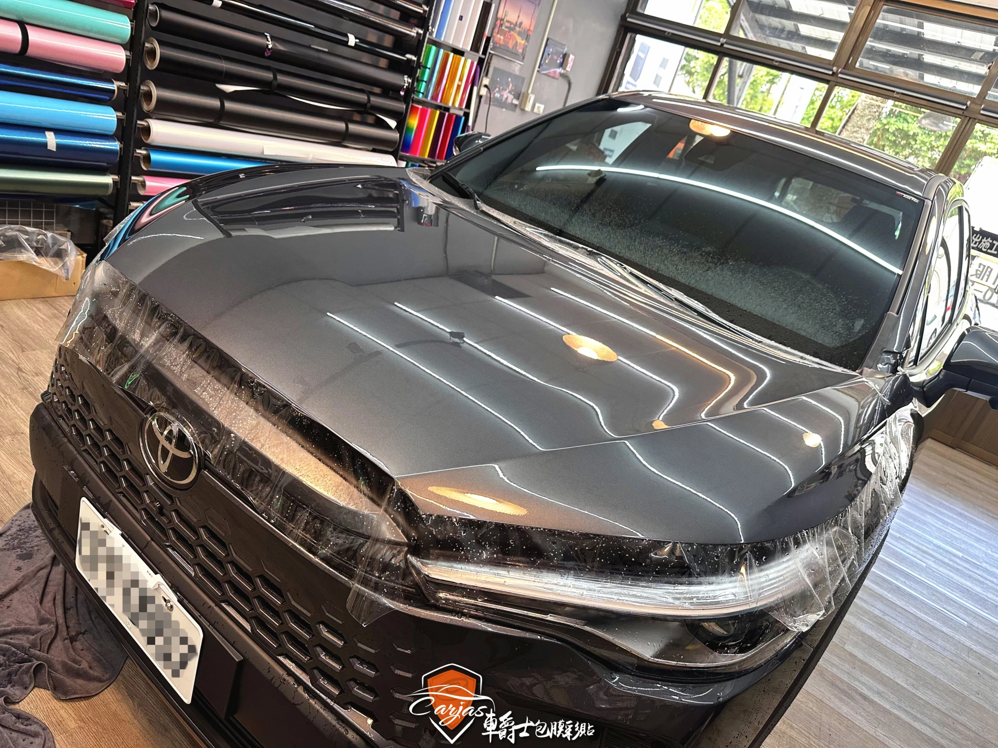 TOYOTA COROLLA CROSS 引擎蓋、大燈、前葉子板及後視鏡 TPU自體修復透明犀牛皮保護膜&車身鍍膜