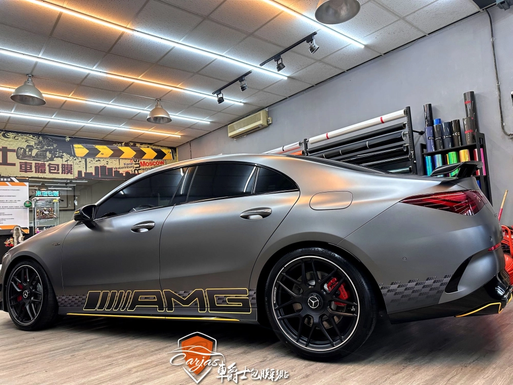 BENZ CLA45S 客製化車身拉線車身彩貼