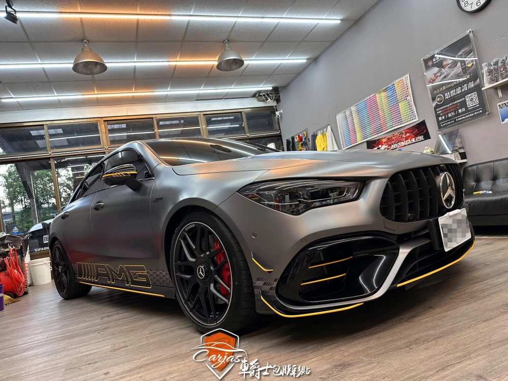 BENZ CLA45S 客製化車身拉線車身彩貼