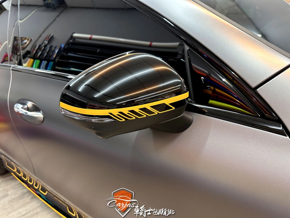 BENZ CLA45S 客製化車身拉線車身彩貼