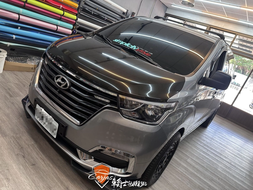 HYUNDAI STAREX 客製化運動線條車門彩貼