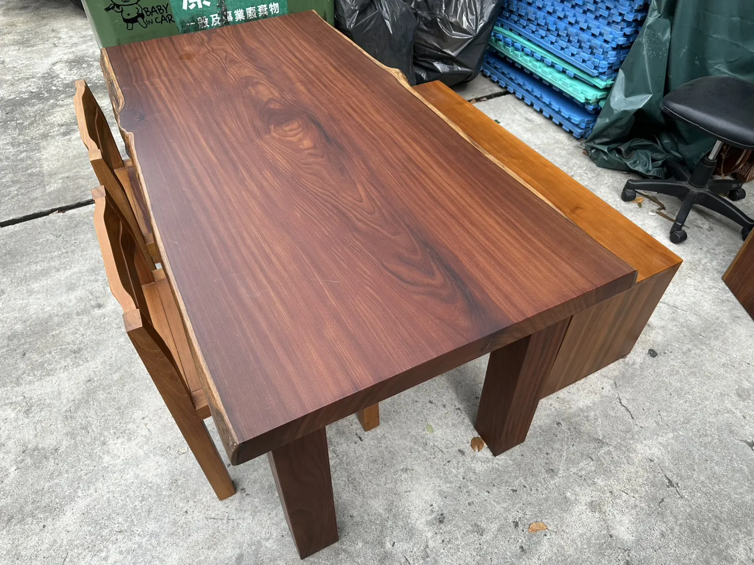 原木餐桌椅＄16800