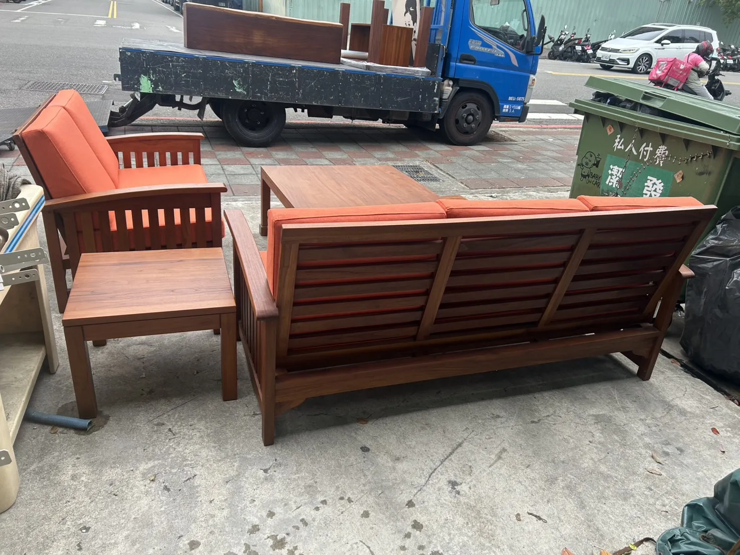 三人沙發＄23800