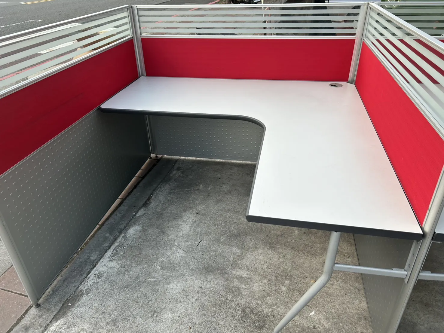 大型雙人OA辦公桌＄4500