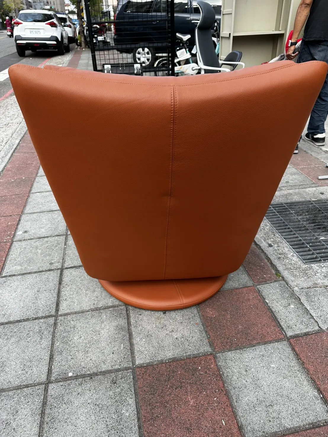 nappa牛皮單人沙發休閒椅＄12800