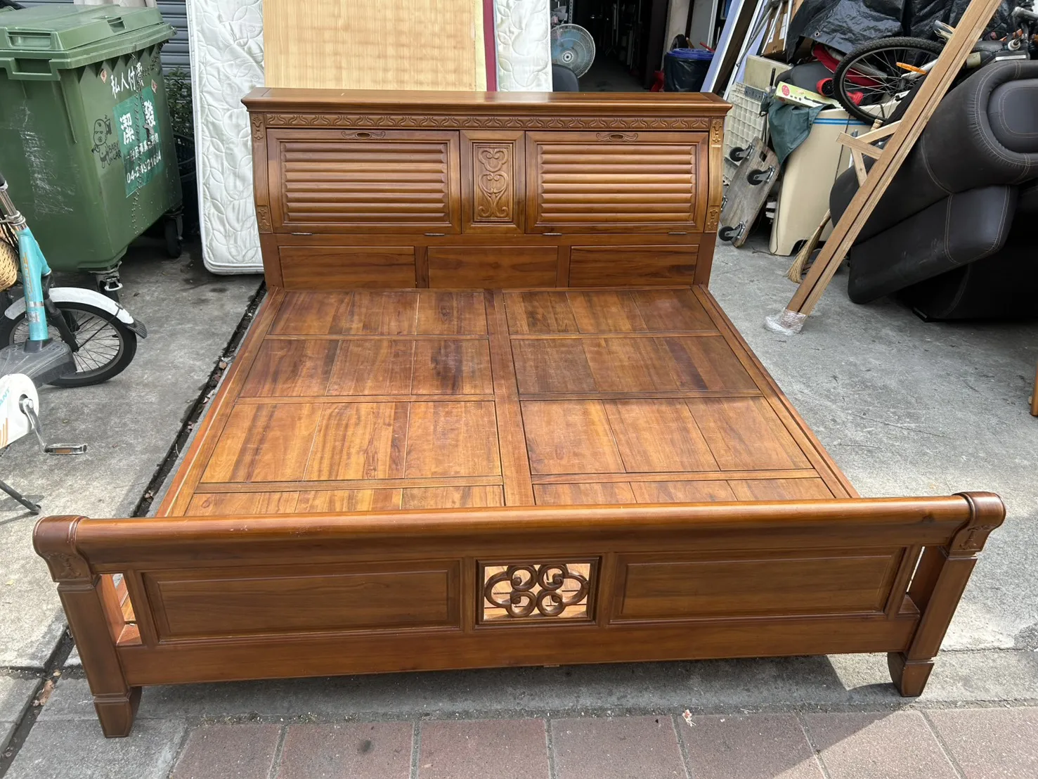 樟木六尺床組＄12800