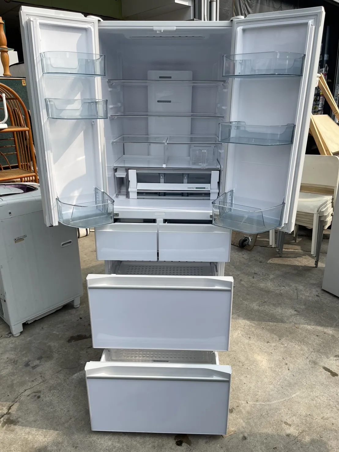日立 | 六門冰箱 | 高182cm寬65cm深70cm | 型號 : R-HW540RJ