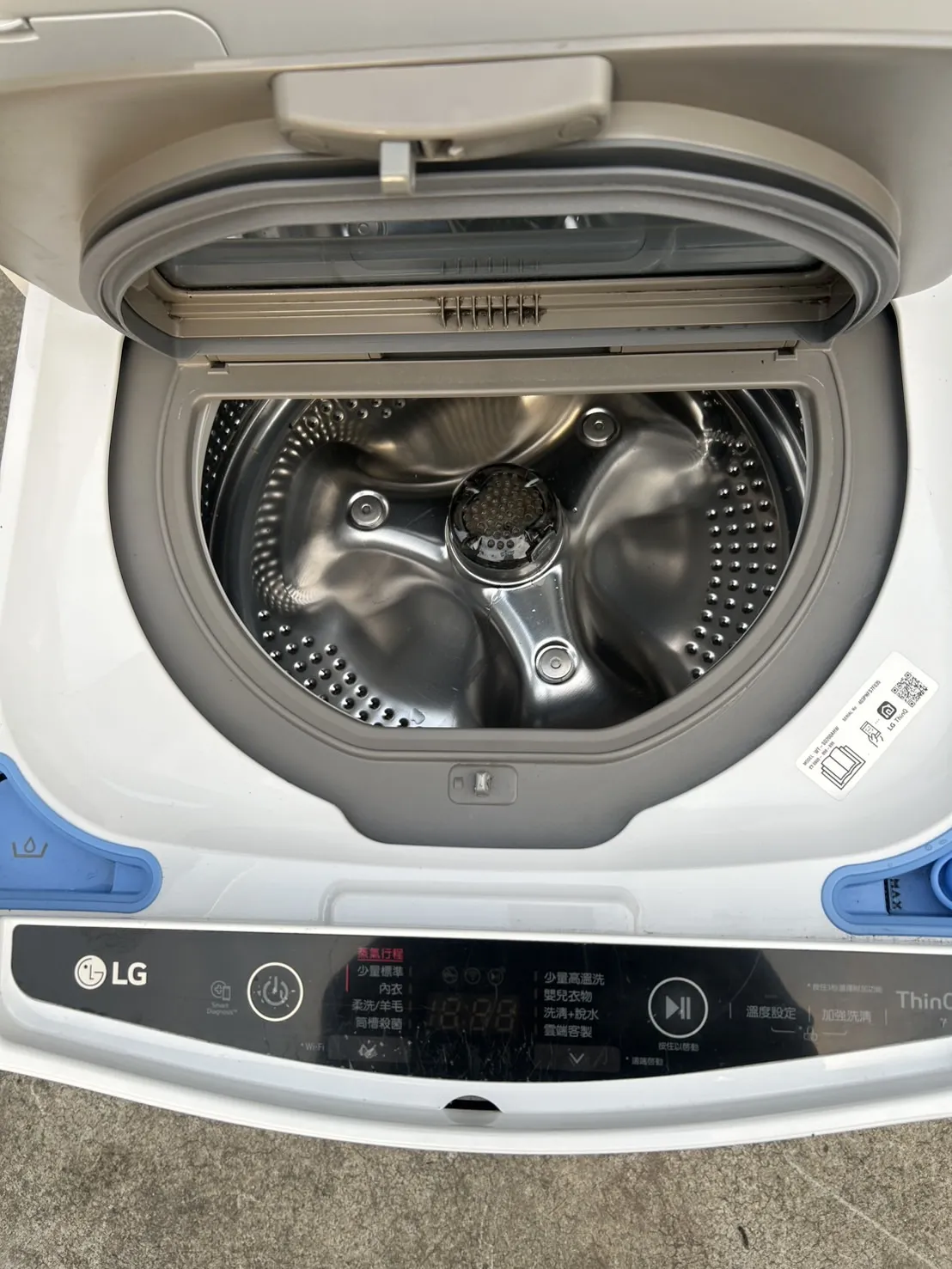 LG滾筒洗衣機含下座單槽＄26800