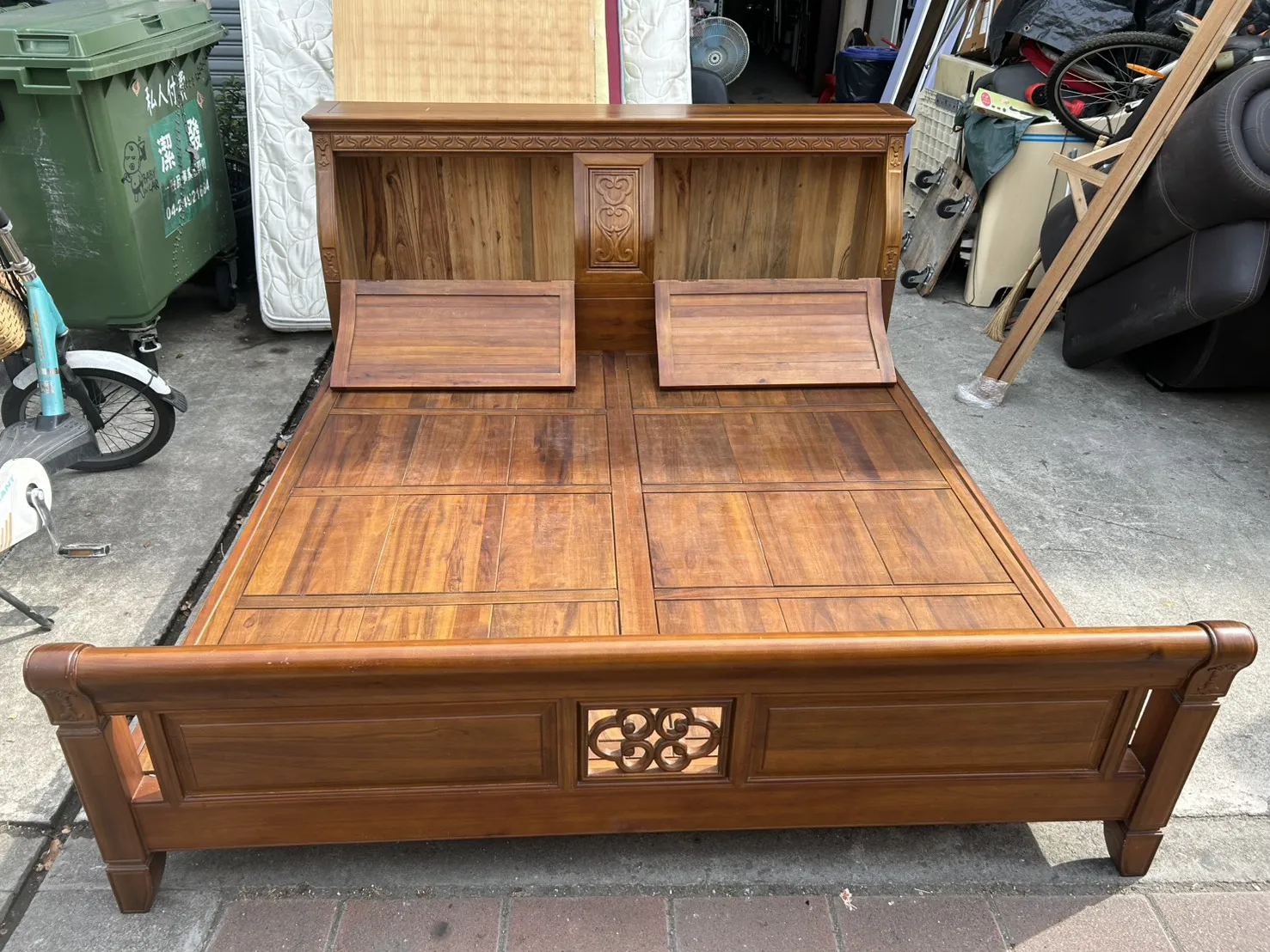 樟木六尺床組＄12800