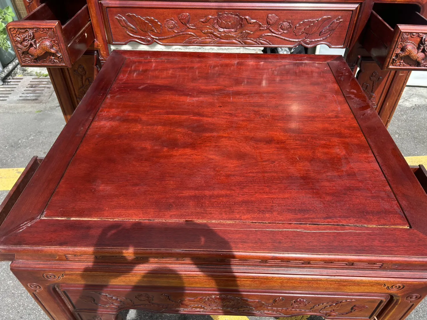 花梨木神桌 附桌面玻璃＄12500