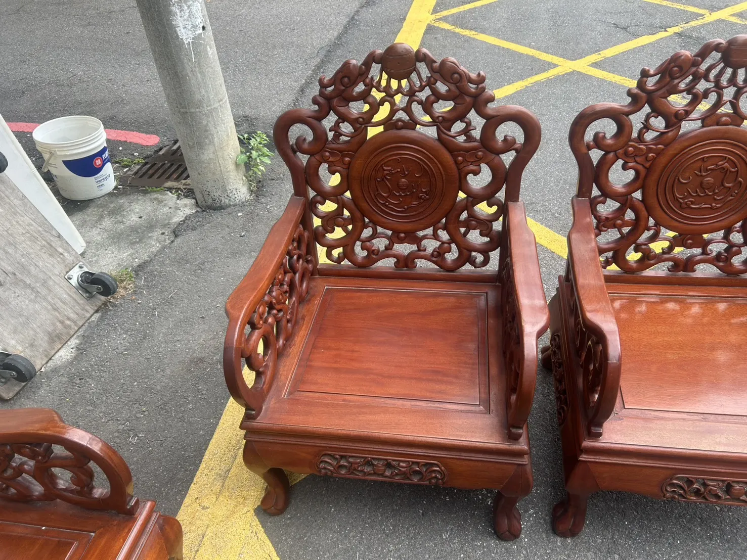 花梨木龍椅 六件組＄28000