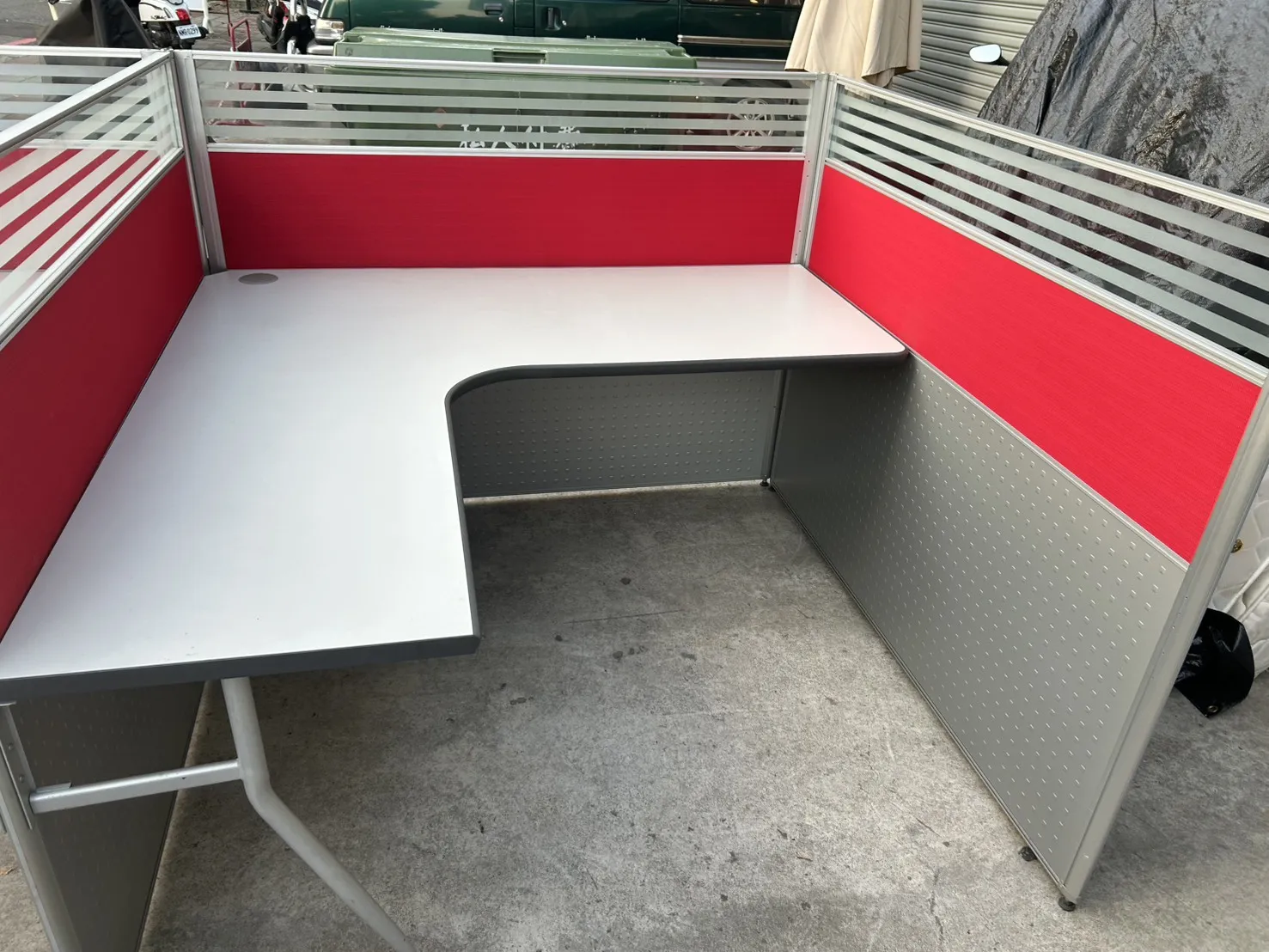 大型雙人OA辦公桌＄4500