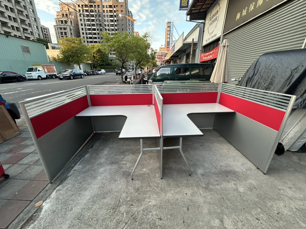 大型雙人OA辦公桌＄4500