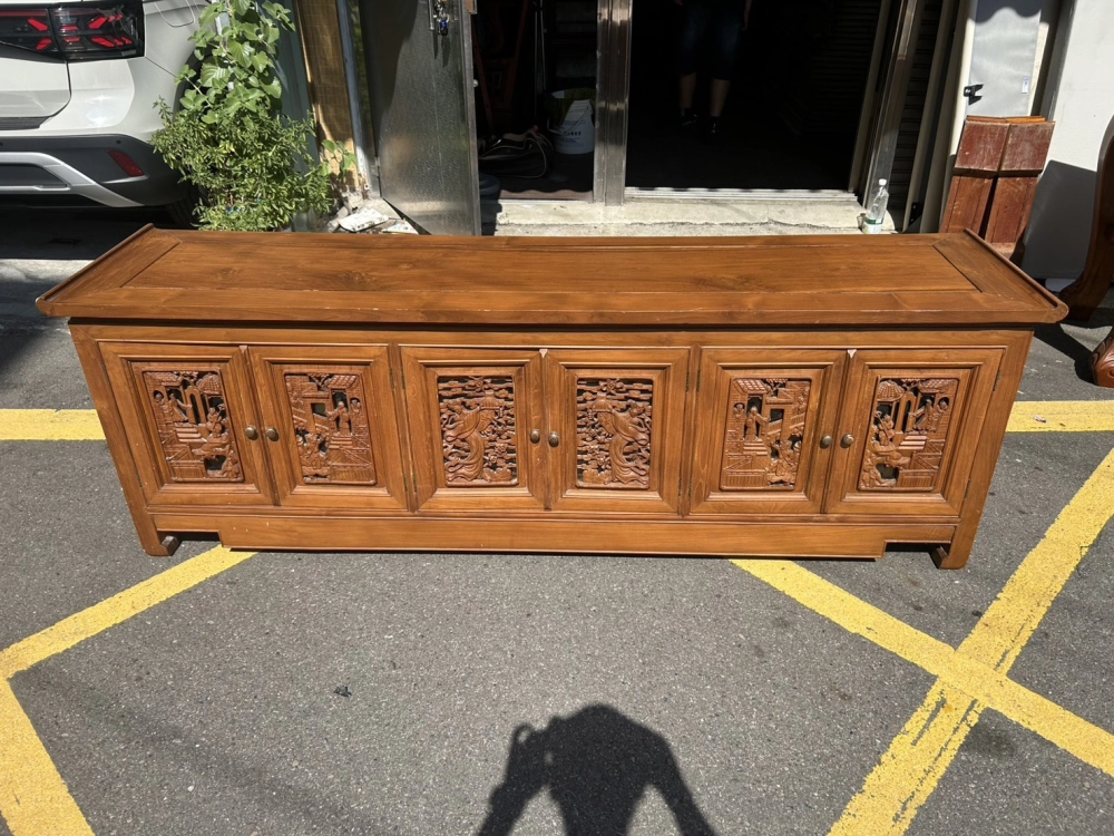 柚木電視櫃＄12800