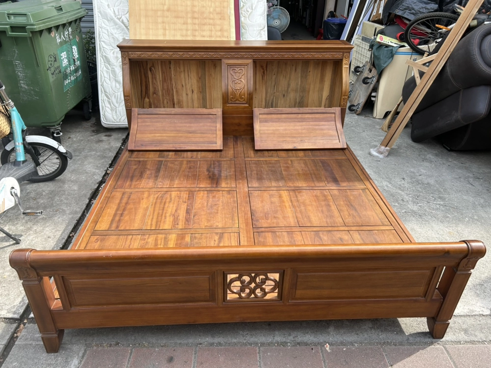 樟木六尺床組＄12800