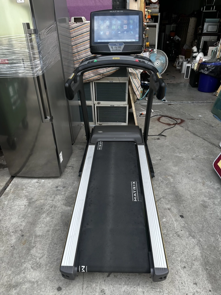 喬山智能電動跑步機＄88000