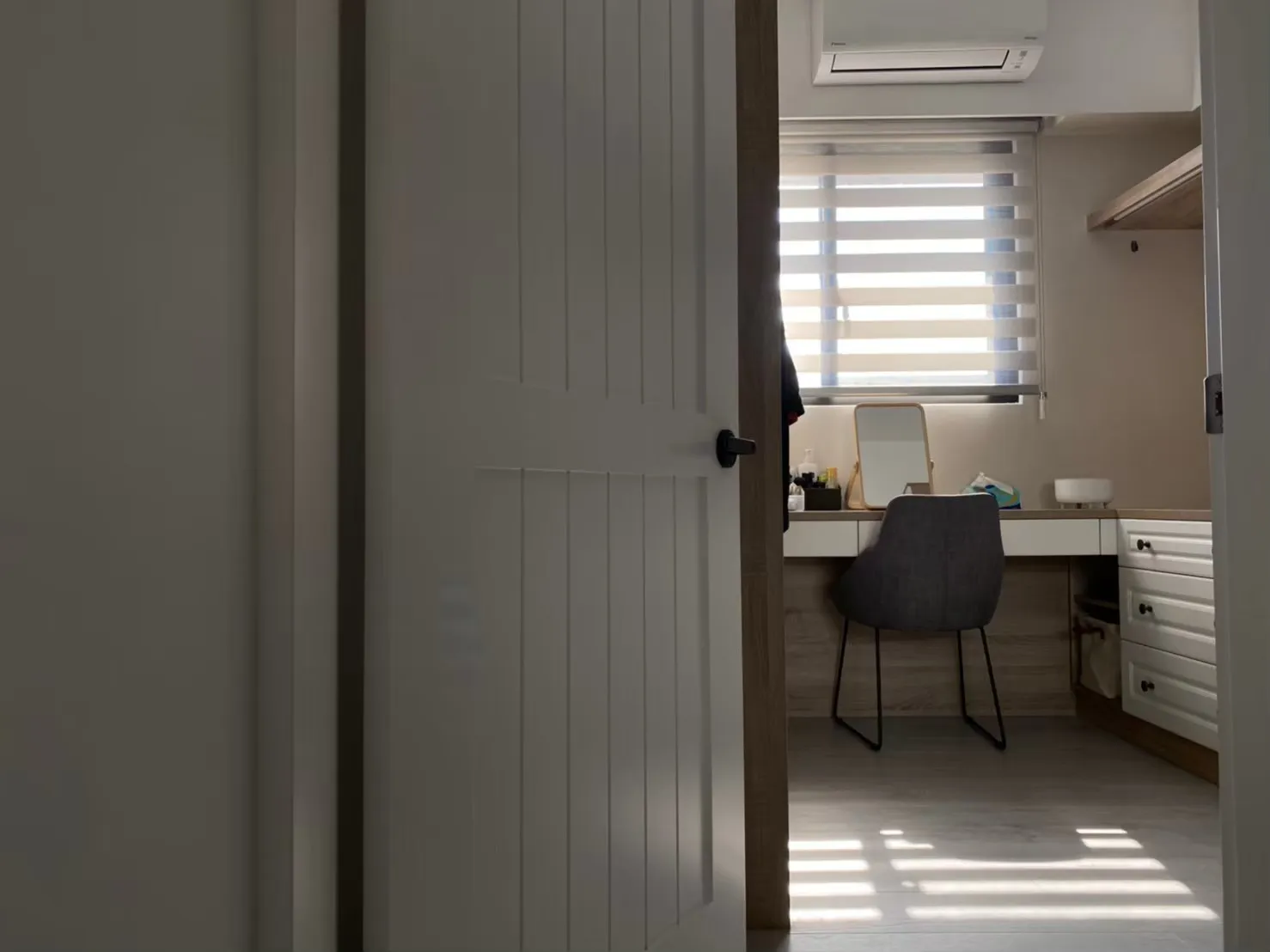 調光簾適合哪裡用？客廳、臥室、辦公室完整搭配攻略