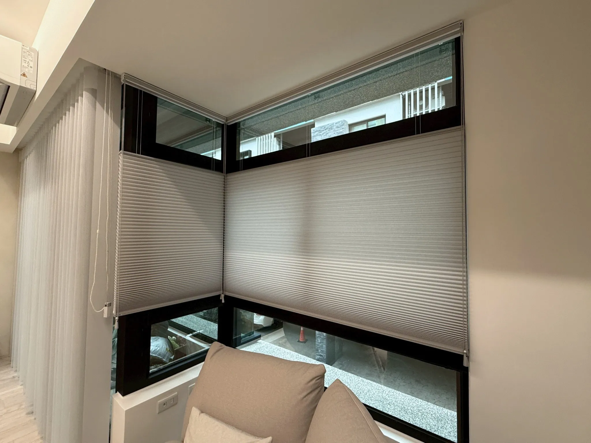 風琴簾（蜂巢簾）