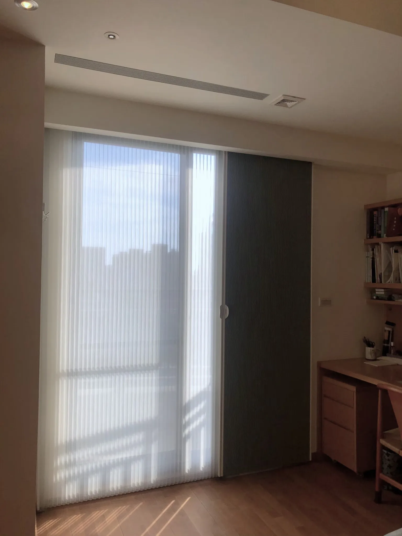 HUNTER DOUGLAS（亨特道格拉斯）