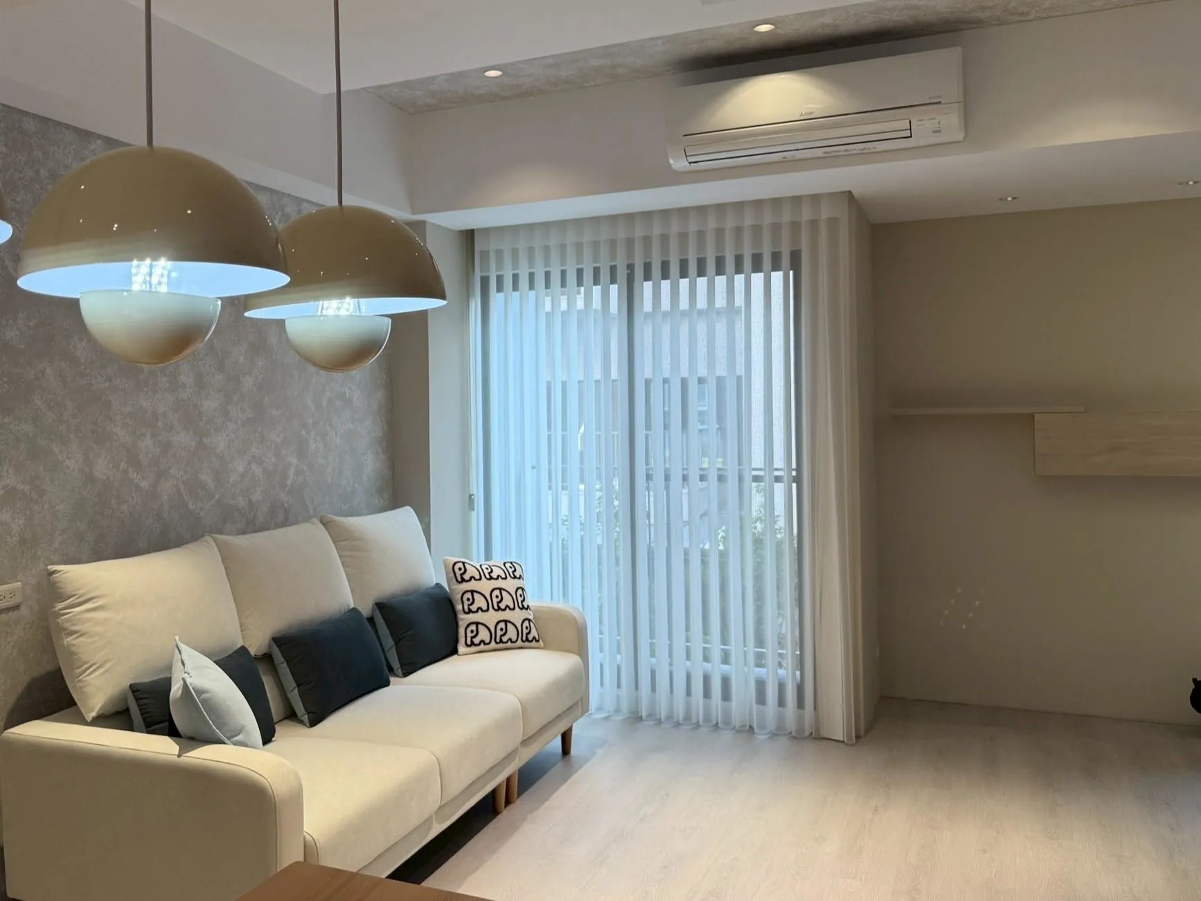 穿越簾(直立柔紗簾)