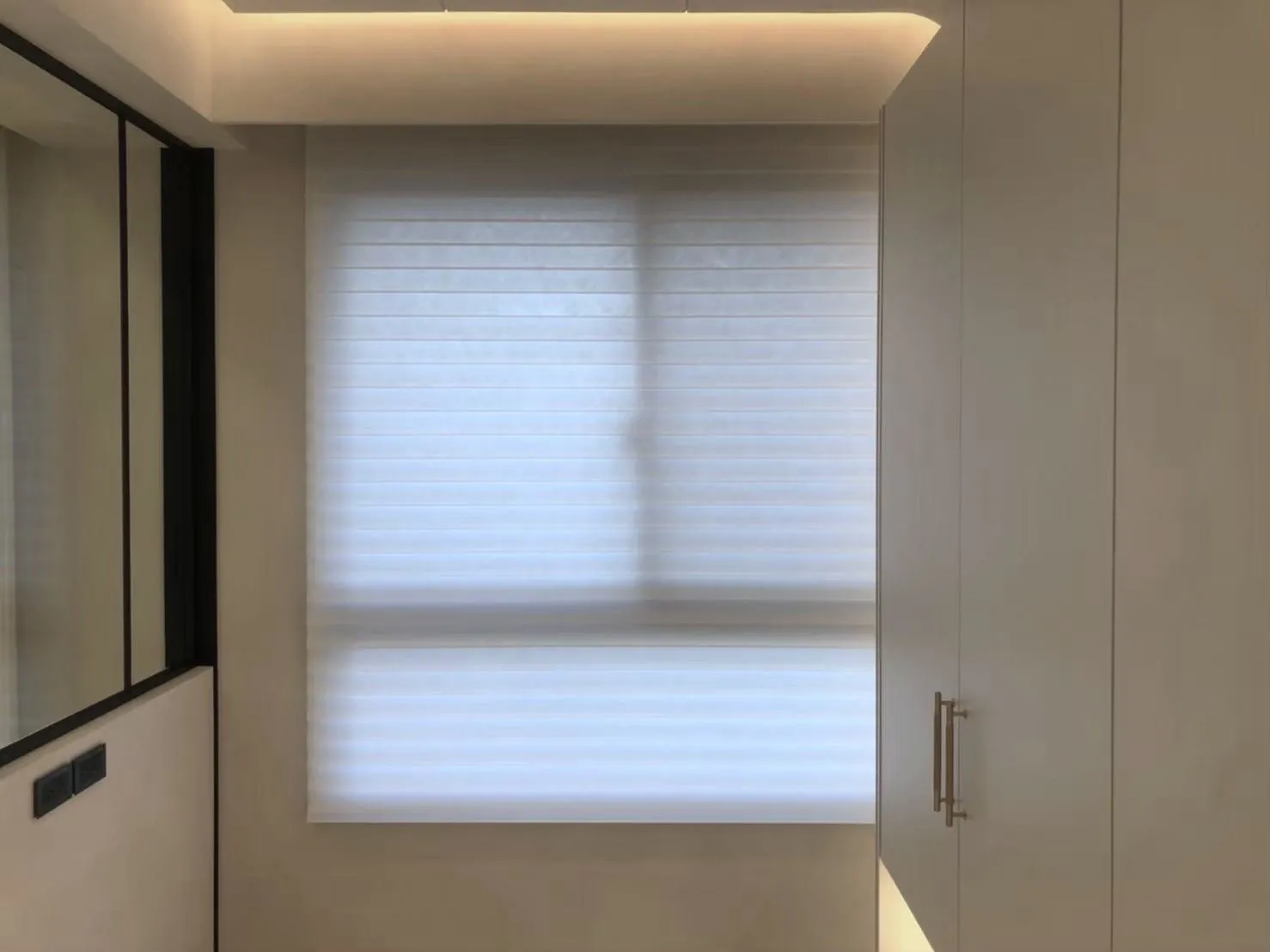 HUNTER DOUGLAS（亨特道格拉斯）