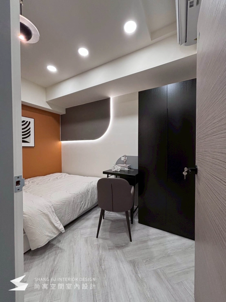 龍濱路219巷9號5+6樓5C