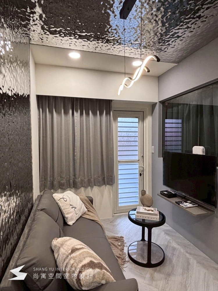 龍濱路219巷9號5+6樓5C