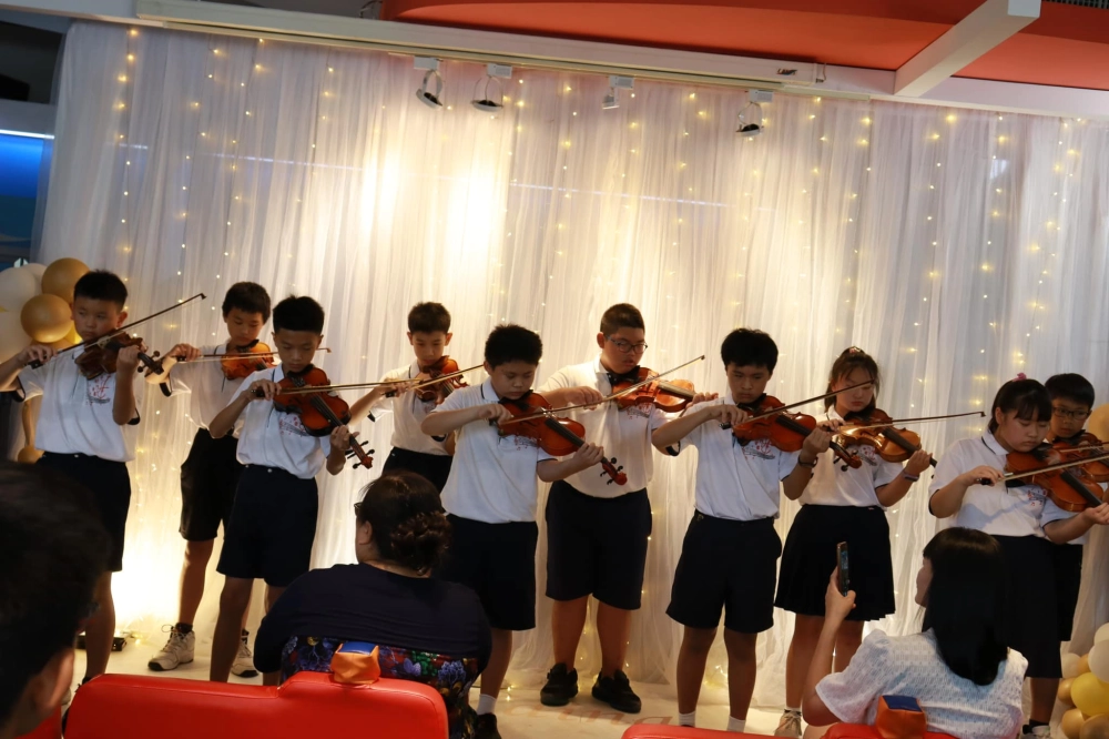 文開國小弦樂團