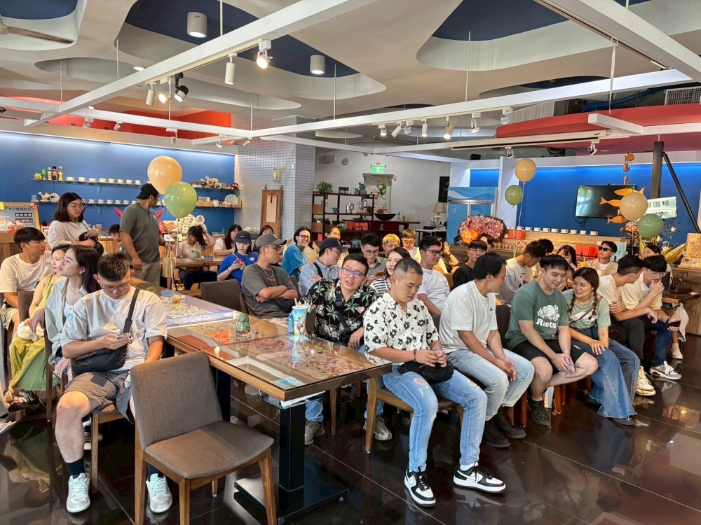 11月份鹿港馬拉松餐敘同樂會 ｜同學會｜家庭聚餐｜產品說明會｜生日派對｜鹿港在地特色小吃宴｜會議餐