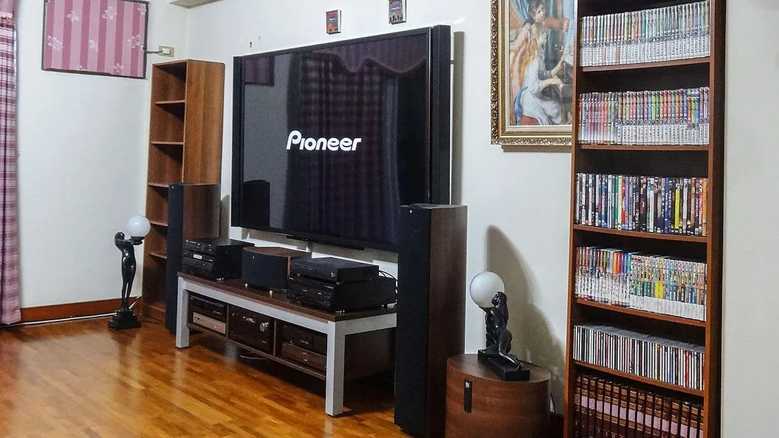 日本 SONY 84吋