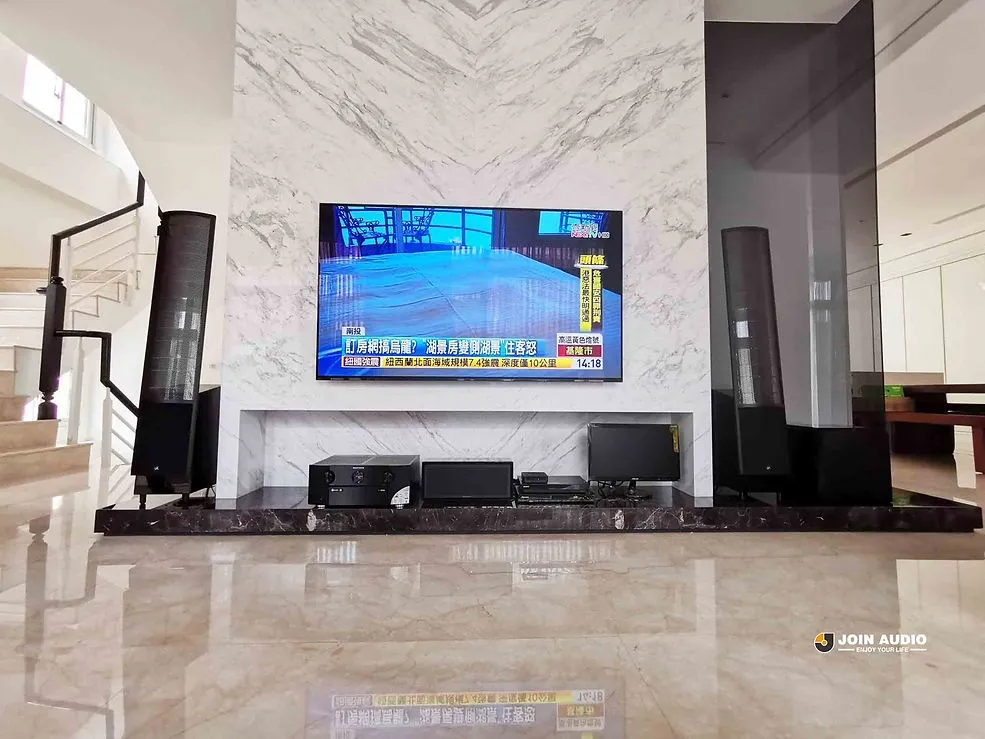 Martin Logan