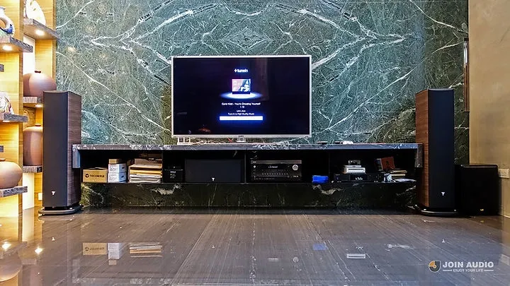 FOCAL Aria
