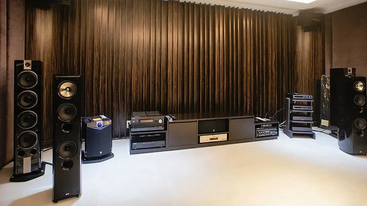 FOCAL Chorus