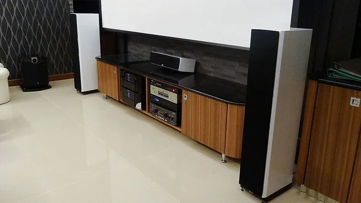 Dynaudio Excite