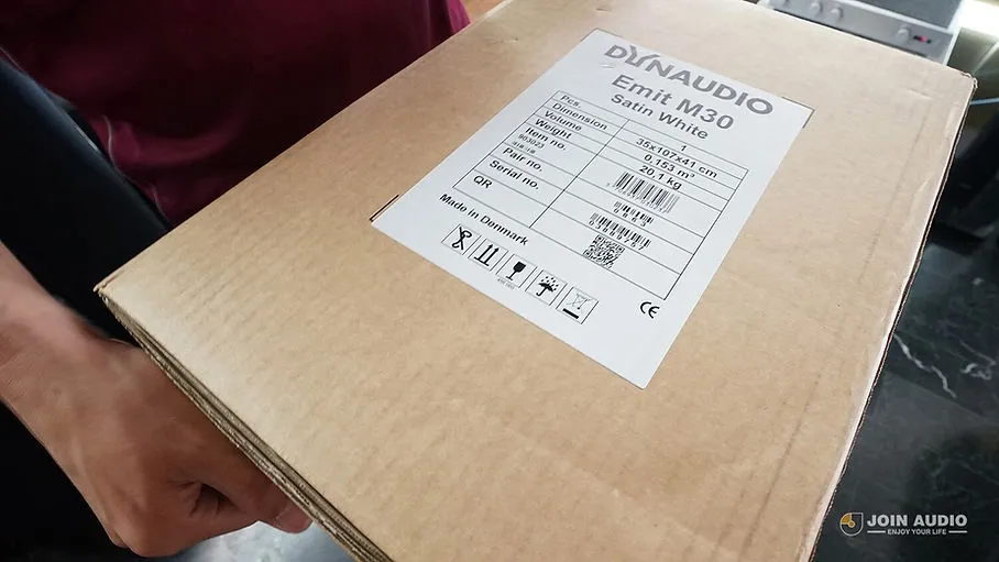 丹麥 Dynaudio Emit M30 落地式揚聲器