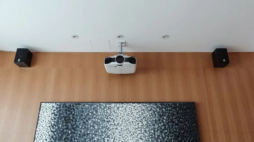 日本 EPSON 投影