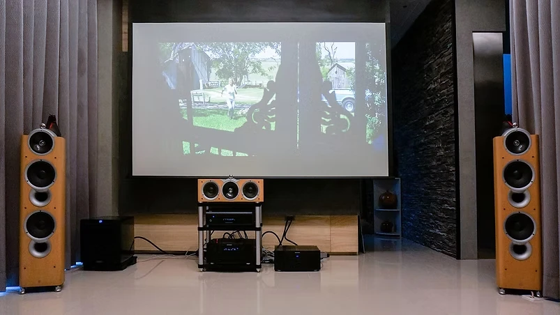 KEF Reference