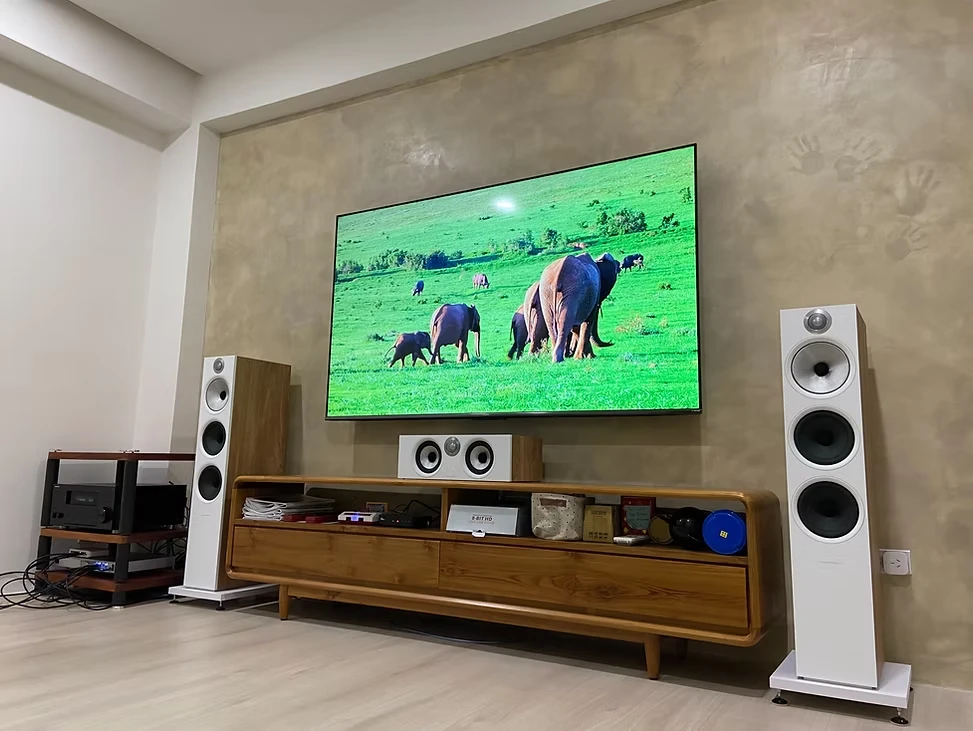 Bowers & Wilkins