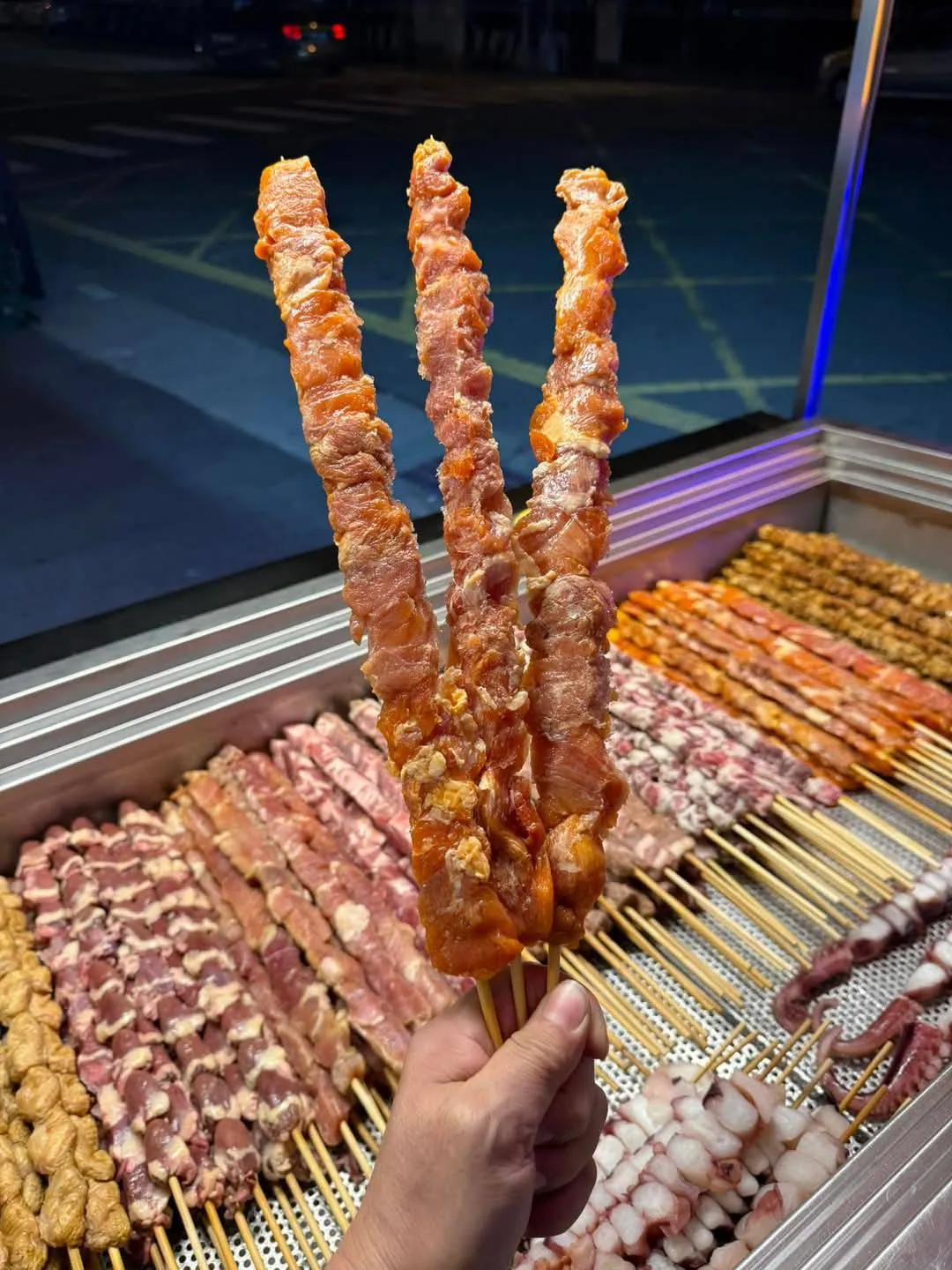 15 吋巨無霸蜜汁雞肉串 10 串