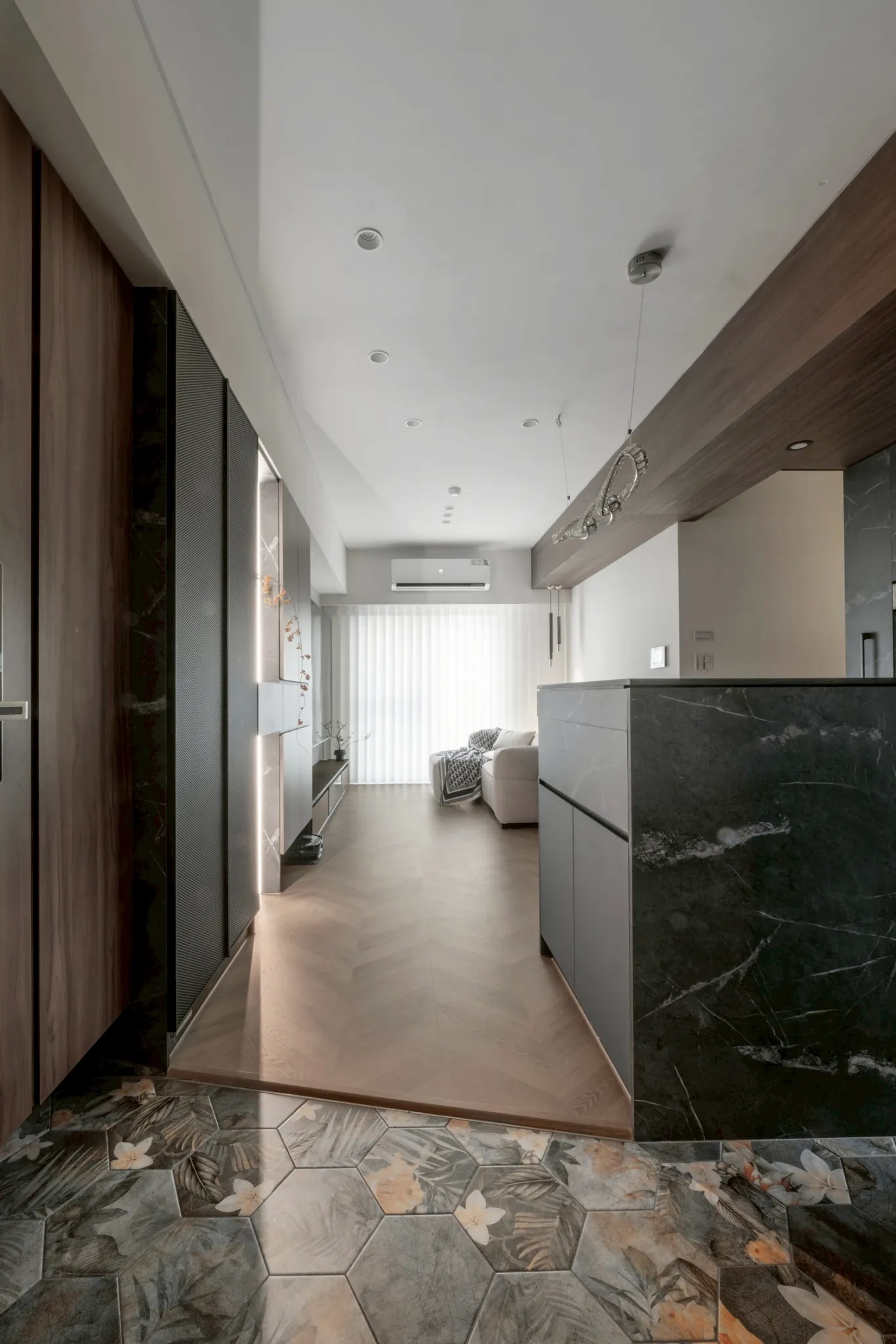 現代英倫  低調奢雅